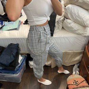 FASHION NOVA Cinched Leg Baggy Jogger Pant